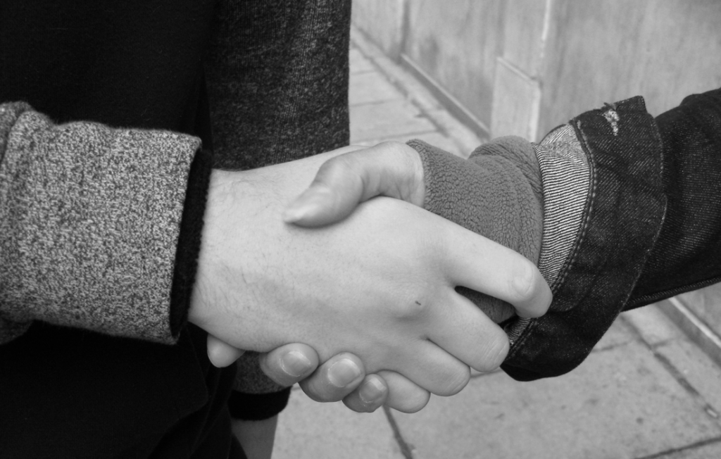 handshake_CC_Metropolico.org